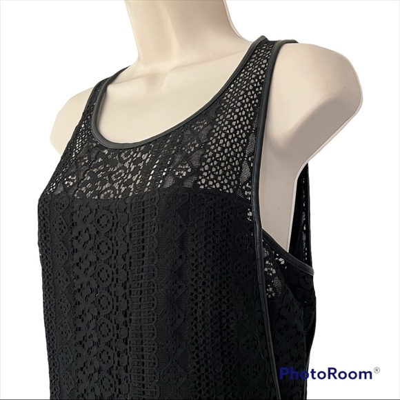 Rebecca Minkoff Black ‘Marriane' Lace Sleeveless Romper size 6 - Picture 5 of 8